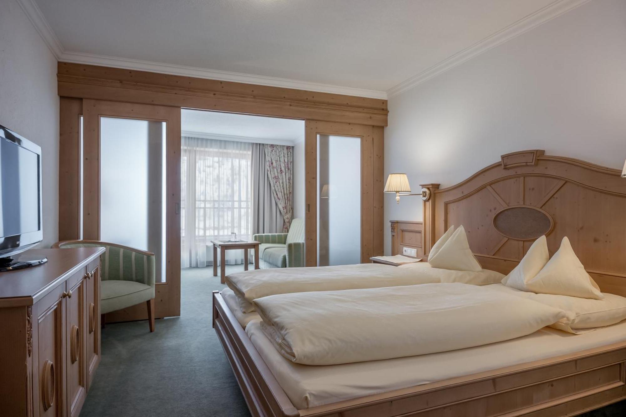 אוברגורגל Hotel Alpenland מראה חיצוני תמונה