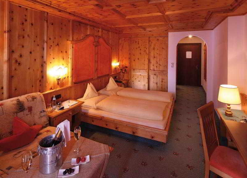 אוברגורגל Hotel Alpenland מראה חיצוני תמונה