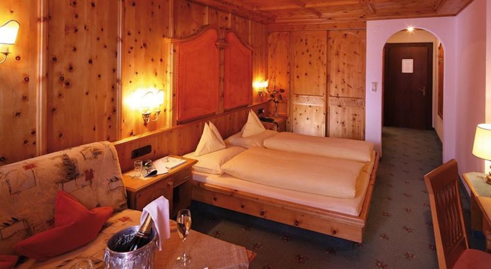 אוברגורגל Hotel Alpenland מראה חיצוני תמונה